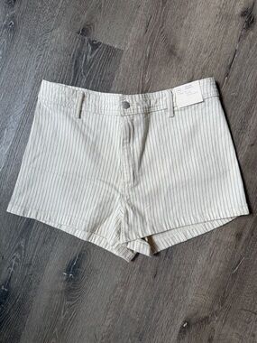 Universal Thread 14 Sailor Shorts NWT High Rise Striped Cream Blue 2.5” Inseam